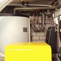 Pelletskessel mit Kombispeicher