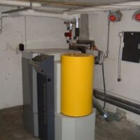 Pelletskessel im Pfarrhaus