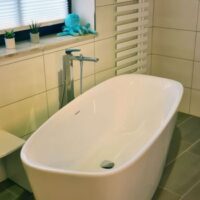 Freistehende Badewanne in Konzen 2020